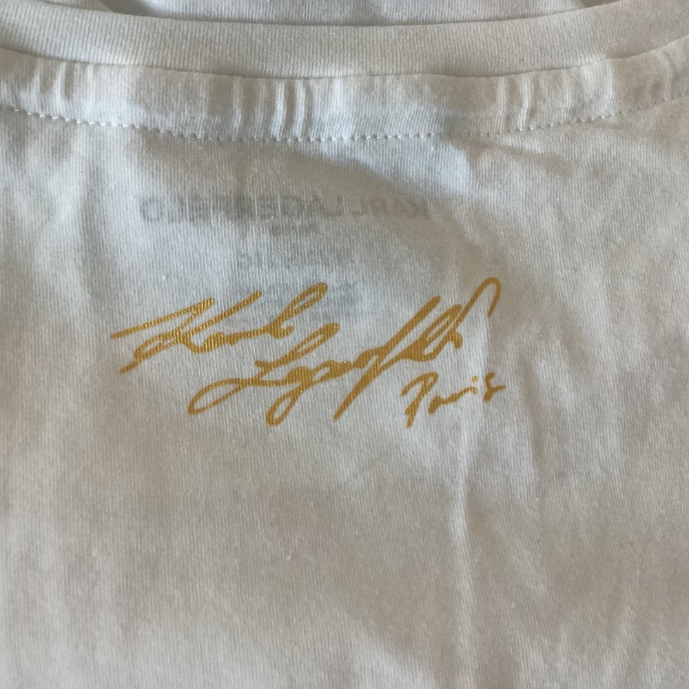 KARL LAGERFELD PARIS Plus Size Paris Logo Short Sleeve T-Shirt, size 2X - Picture 11 of 12